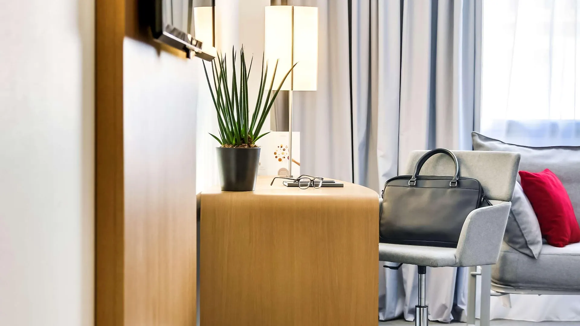 Novotel Paris Centre Gare Montparnasse Hotel