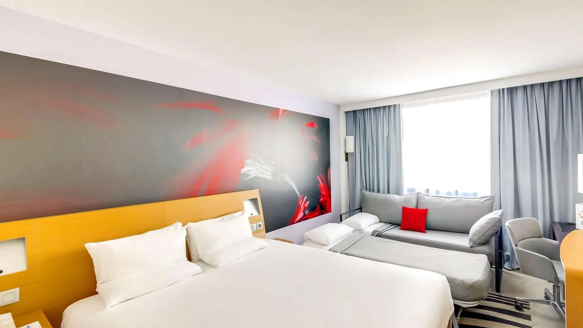 Novotel Paris Centre Gare Montparnasse 4*,  Frankrijk