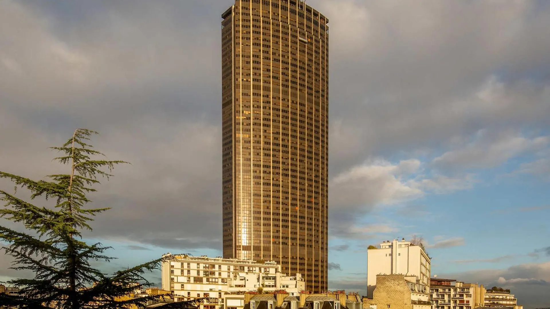 Novotel Paris Centre Gare Montparnasse 4*,